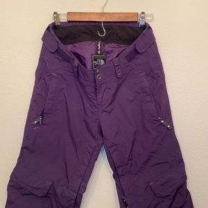 Women’s The North Face cryptic HyVent snow pants